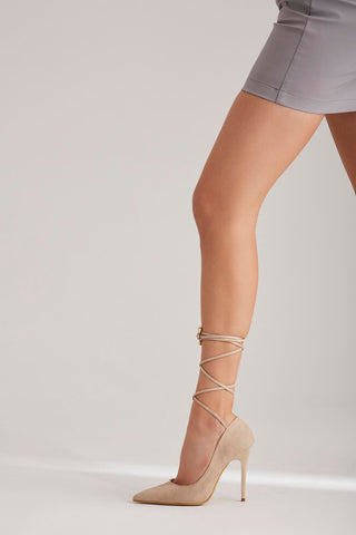 Ulva Bilekten Bağcıklı İnce Topuk 10 Cm Ten Süet Stiletto