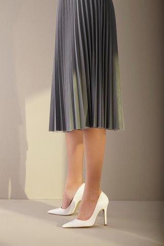 153 01 İnce Topuk 10 Cm Beyaz Mat Stiletto