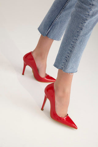 153 01 İnce Topuk 10 Cm Kırmızı Rugan Stiletto