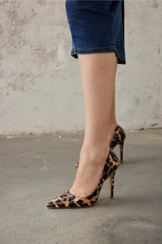 153 01 İnce Topuk 10 Cm Leopar Rugan Stiletto