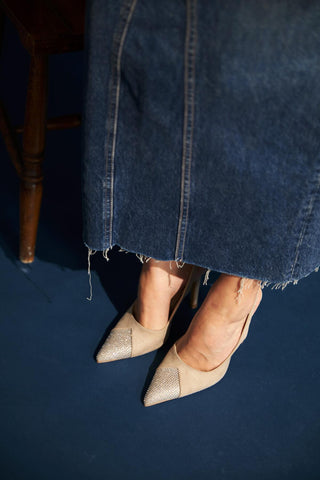 Jen Taş Detaylı İnce Topuk 10 Cm Ten Süet Stiletto