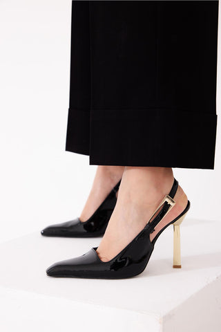 Jade Toka Detaylı İnce Topuk 10 Cm Siyah Rugan Stiletto