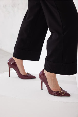 Wina Üç Bantlı Toka Detaylı İnce Topuk 10 Cm Cherry Stiletto