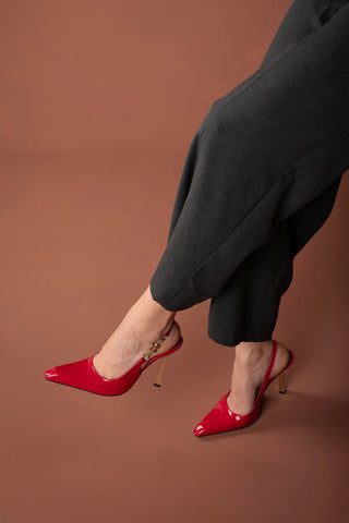 Stella Aksesuar Detaylı İnce Topuk 10 Cm Kırmızı Rugan Stiletto