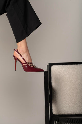 Ciza Üç Bantlı Toka Detaylı İnce Topuk 10 Cm Cherry Stiletto