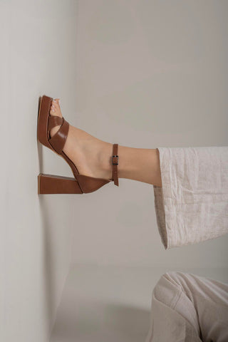 Eroso Çapraz Bantlı Kalın Topuk 11 Cm Taba Mat Platform