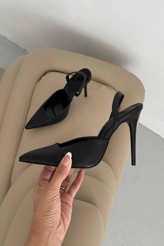 Zuri İnce Topuk 10 Cm Siyah Mat Stiletto