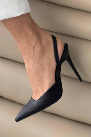 Zuri İnce Topuk 10 Cm Siyah Mat Stiletto