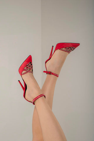Maven Taş Detaylı İnce Topuk 10 Cm Kırmızı Süet Stiletto