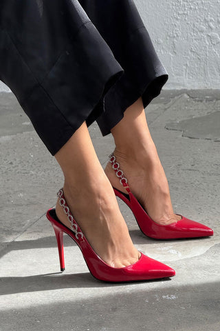 Jazzy Taş Detaylı İnce Topuk 10 Cm Kırmızı Rugan Stiletto