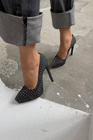 Deft Taş Detaylı İnce Topuk 13 Cm Siyah Kot Platform