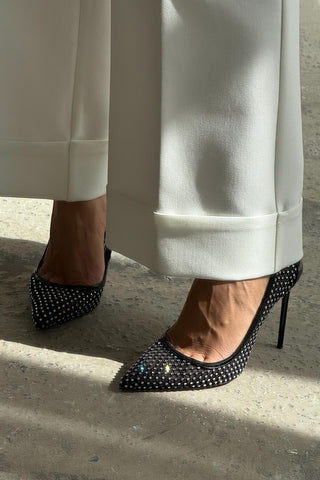 Fave Taş Detaylı İnce Topuk 10 Cm Siyah Rugan Stiletto