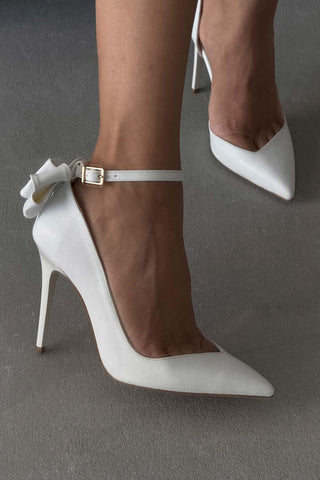 Damia Bilekten Bantlı Papyon Detaylı İnce Topuk 10 Cm Beyaz Mat Stiletto