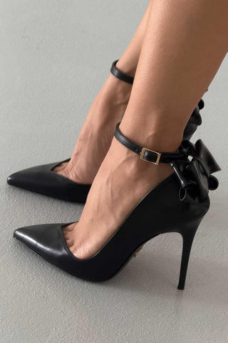 Damia Bilekten Bantlı Papyon Detaylı İnce Topuk 10 Cm Siyah Mat Stiletto