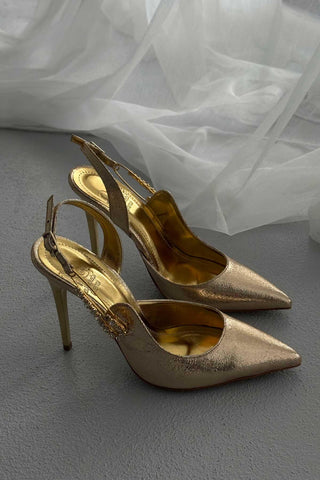 Brooch Aksesuar Detaylı İnce Topuk 10 Cm Gold Stiletto