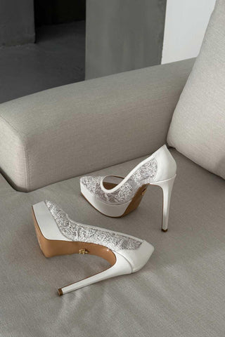 Riet İnce Topuk 13 Cm Beyaz Dantelli Platform