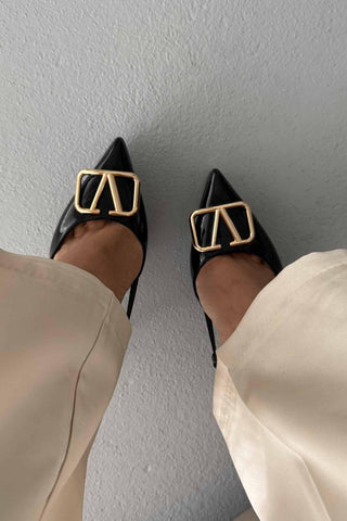 Lena V Detaylı İnce Topuk 13 Cm Siyah Rugan Platform