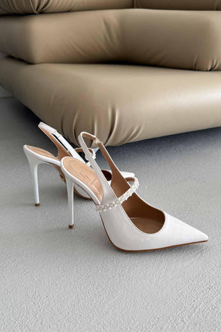 Yuka İnci Detaylı İnce Topuk 12 Cm Beyaz Rugan Stiletto