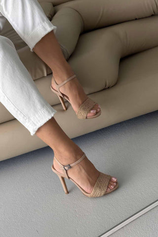 Tease Örgülü İnce Topuk 10 Cm Krem Topuklu Ayakkabı