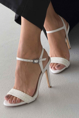 Tease Örgülü İnce Topuk 10 Cm Beyaz Topuklu Ayakkabı