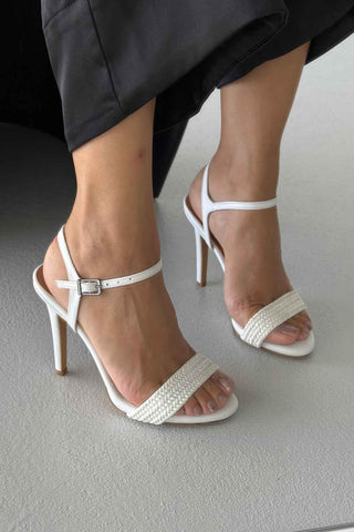 Tease Örgülü İnce Topuk 10 Cm Beyaz Topuklu Ayakkabı