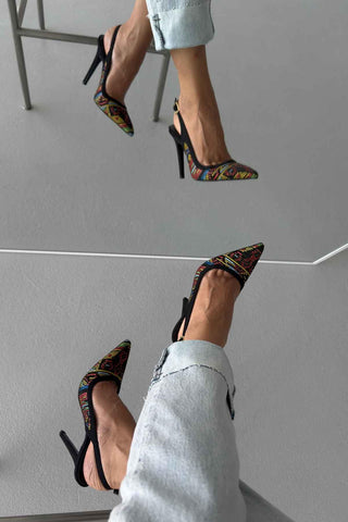 Echo İnce Topuk 10 Cm Siyah Renkli Desenli Stiletto