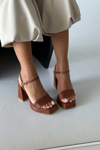 Cora Kalın Topuk 11 Cm Taba Mat Platform