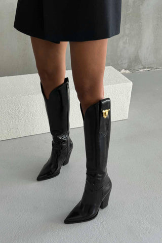Rixos Toka Detaylı Kalın Topuk 9 Cm Siyah Kırışık Rugan Çizme
