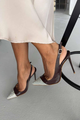 Jewel Taş Detaylı İnce Topuk 12 Cm Kahve Kırışık Rugan Stiletto