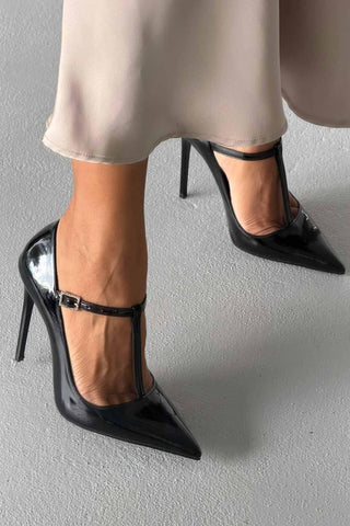 Wren Taşlı Toka Detaylı İnce Topuk 12 Cm Siyah Rugan Stiletto