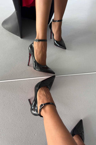 Lucia Taşlı Toka Detaylı İnce Topuk 12 Cm Siyah Rugan Stiletto