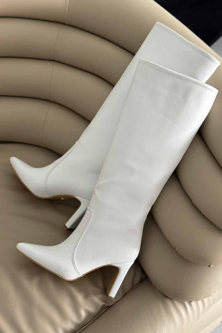 Cove Kalın Topuk 9 Cm Beyaz Mat Çizme