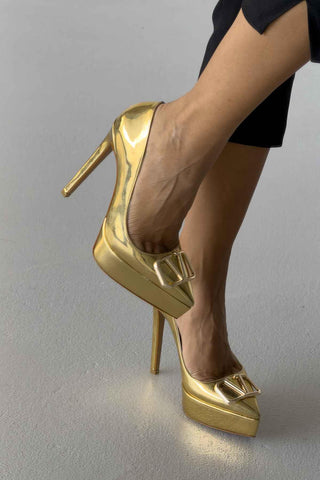 Gunhild Toka Detaylı İnce Topuk 13 Cm Gold Platform