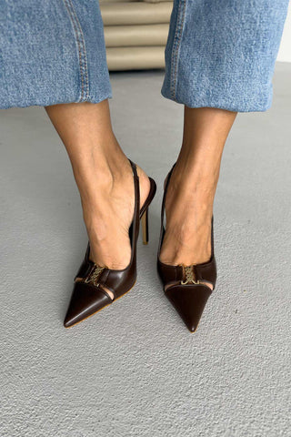 Cassia Aksesuar Detaylı İnce Topuk 12 Cm Acı Kahve Mat Stiletto