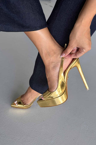 Heimdall Toka Detaylı İnce Topuk 13 Cm Gold Platform