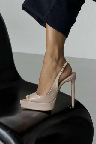 Heimdall Toka Detaylı İnce Topuk 13 Cm Nude Rugan Platform