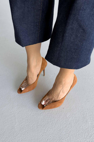 Loan Şeffaf Detaylı İnce Topuk 10 Cm Taba Süet Stiletto