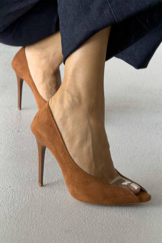 Loan Şeffaf Detaylı İnce Topuk 10 Cm Taba Süet Stiletto
