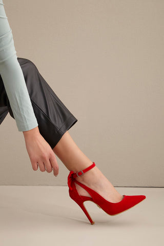Wizard Papyon Detaylı İnce Topuk 10 Cm Kırmızı Süet Stiletto