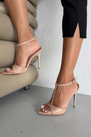 Toussa İnce Topuk 10 Cm Nude Rugan Topuklu Ayakkabı