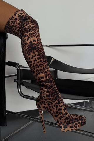 Lotta Streç Diz Üstü İnce Topuk 13 Cm Leopar Platform