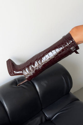 Roger Giydirmeli İnce Topuk 13 Cm Bordo Kroko Platform Kadın Çizme