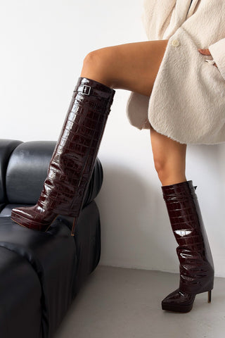 Roger Giydirmeli İnce Topuk 13 Cm Bordo Kroko Platform Kadın Çizme