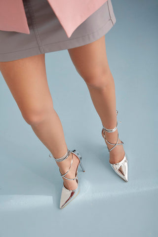 Vivid Bilekten Bağcıklı İnce Topuk 10 Cm Gümüş Stiletto
