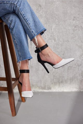 153 02 Walk İnce Topuk 10 Cm Siyah Beyaz Stiletto