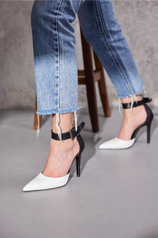 153 02 Walk İnce Topuk 10 Cm Siyah Beyaz Stiletto