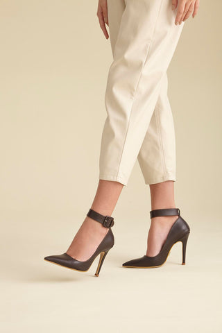 Obsidian Bilekten Bantlı İnce Topuk 10 Cm Kahverengi Mat Stiletto