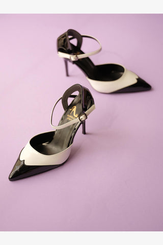 Grandy İnce Topuk 8 Cm Siyah Beyaz Stiletto
