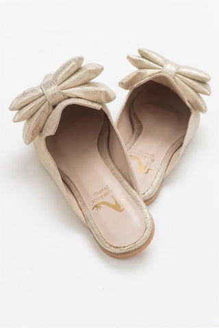 Summerchic Fiyonk Detaylı Krem Terlik
