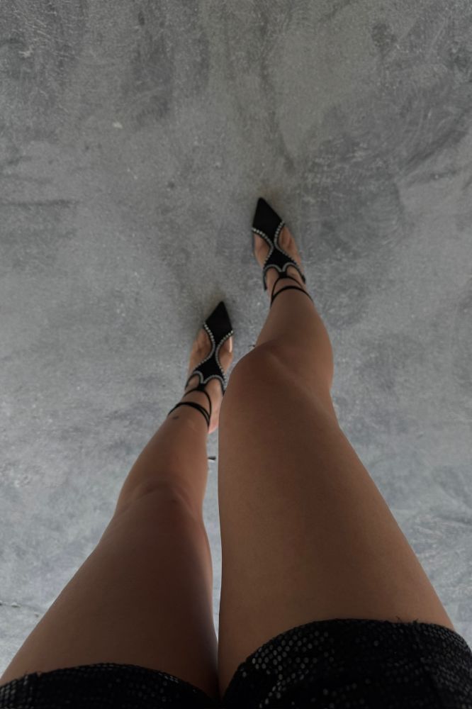 Chic Taş Detaylı Bilekten Bağcıklı İnce Topuk 10 Cm Şeffaf Detaylı Siyah Süet Stiletto resmi